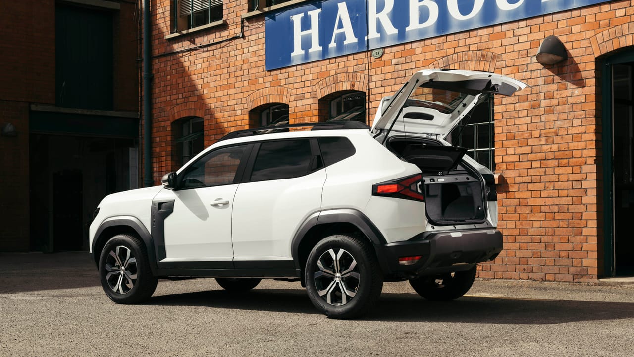 Dacia Duster Cargo 4x4 Van Exterior
