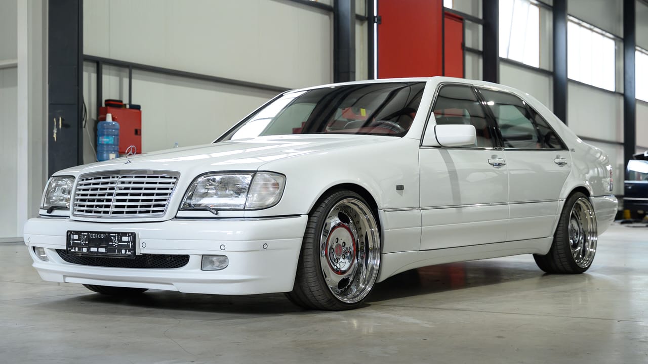 Chromed and marooned Mercedes V12 W140 S-Class by Bulgarian tuner