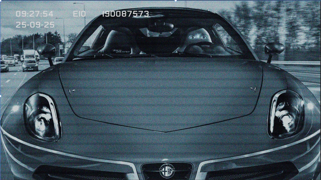 Driver avoids speeding fine by pretending to be self-driving car