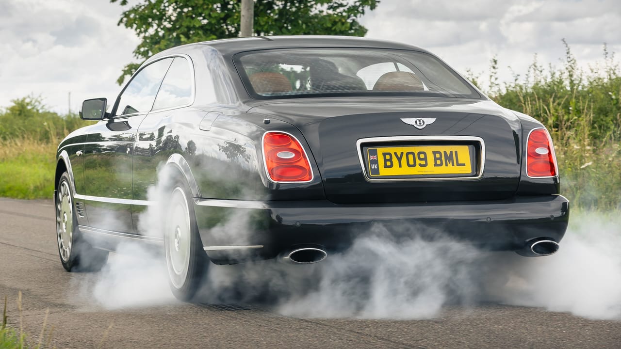 Bentley Brooklands 6.75-litre luxury car