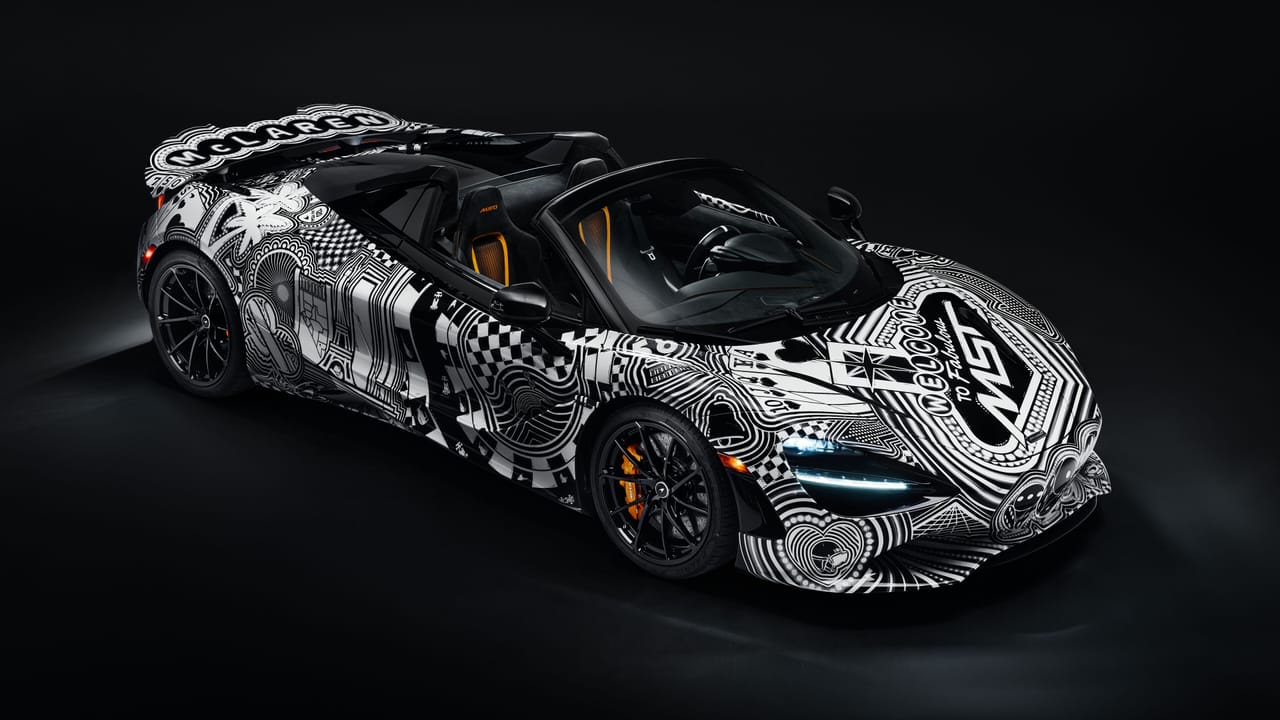 McLaren 750S Project Viva front view