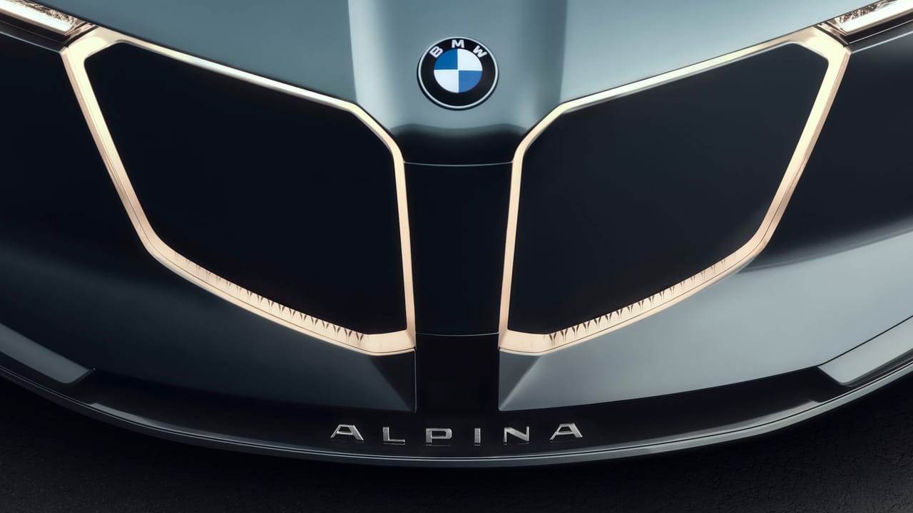 The B7 is back: BMW Alpina’s first model will be a *non-hybrid* V8 7 Series