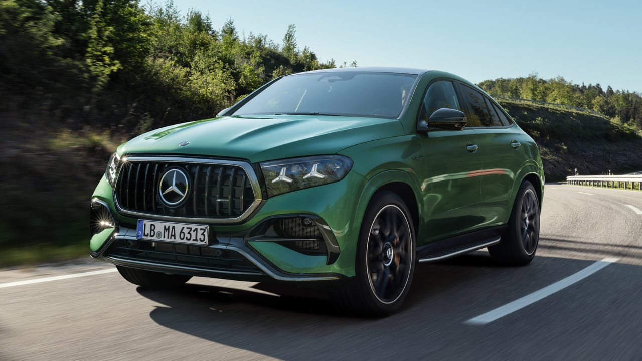 AMG Gives New Life to the GLE and GLS SUVs with a Monster V8