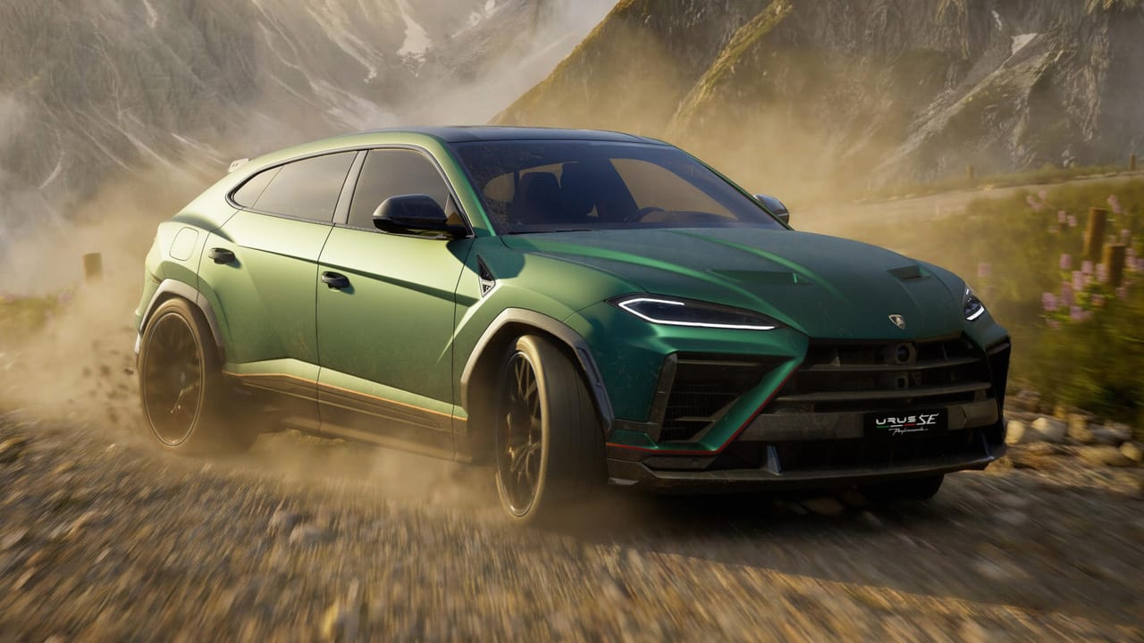 Lambo’s new top spec SUV gets 801bhp and more carbon than any Urus that has gone before