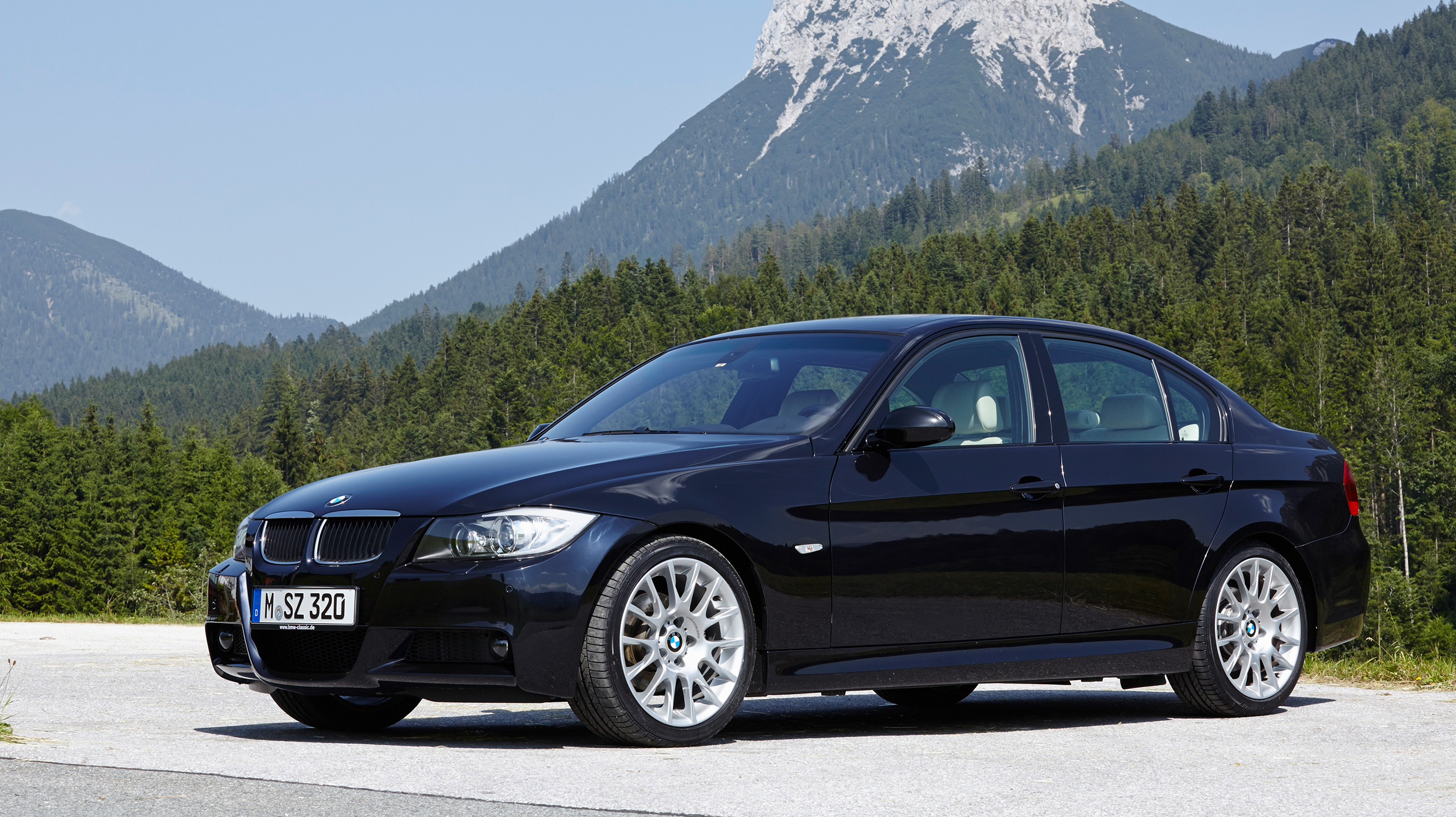 Driving all the BMW 3-Series, Chapter 5: E90 (2005-2015)