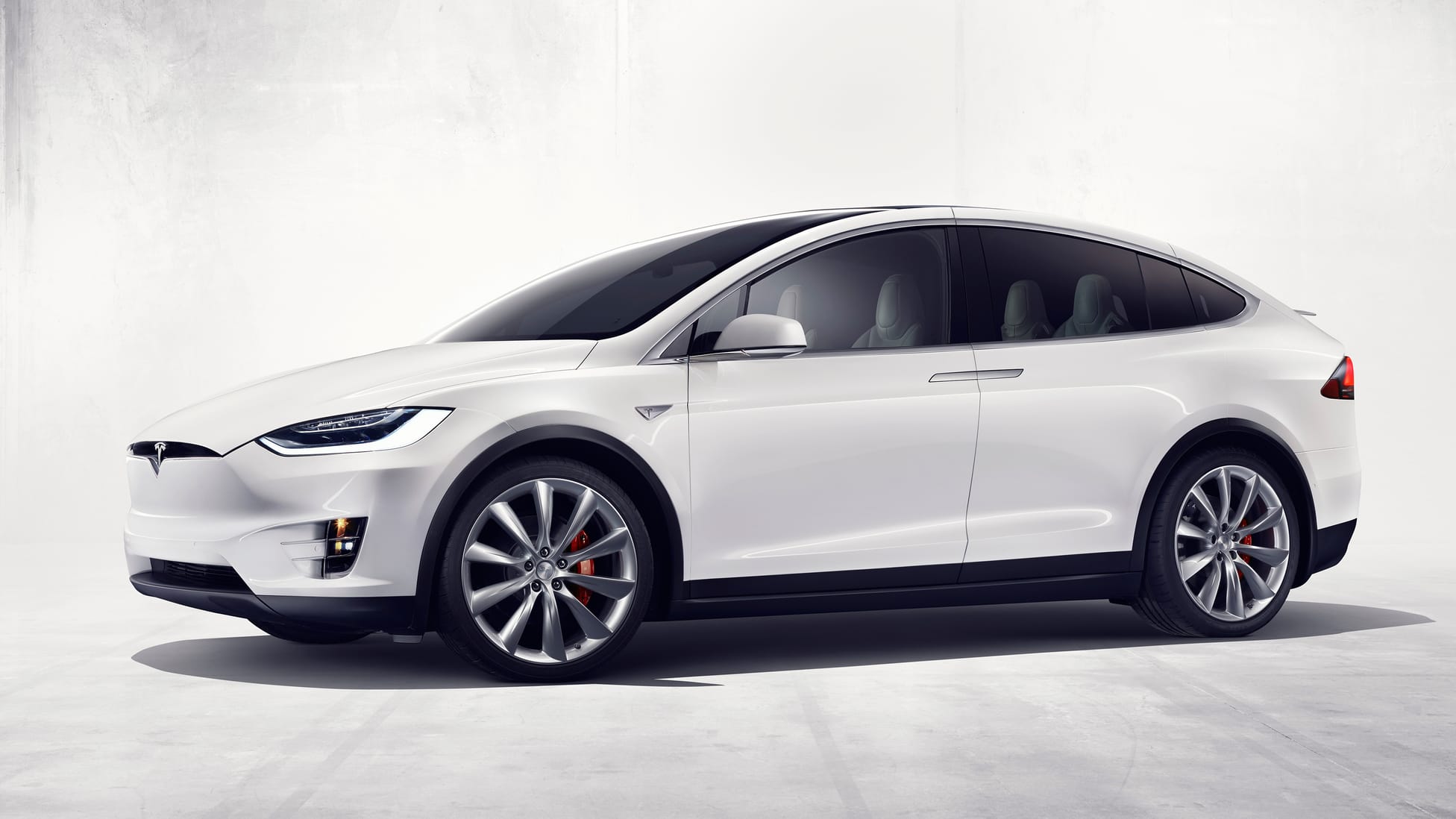 The Tesla Model X is a 762bhp, 7seat, electric gullwing SUV Top Gear