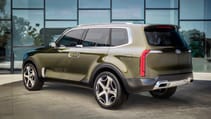 kia-telluride_rear-quarter.jpg