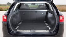 1142560_kia-optima-sportswagon-interior-17.jpg
