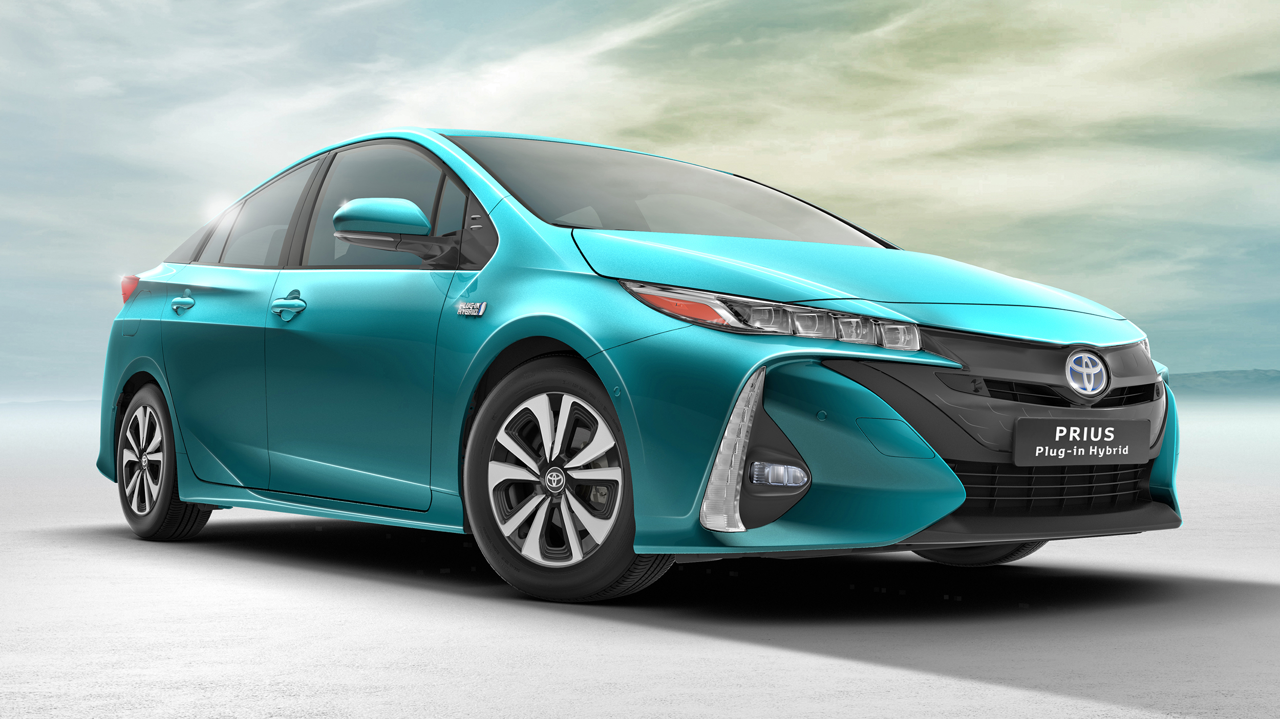2017_toyota_prius_prime_01.jpg