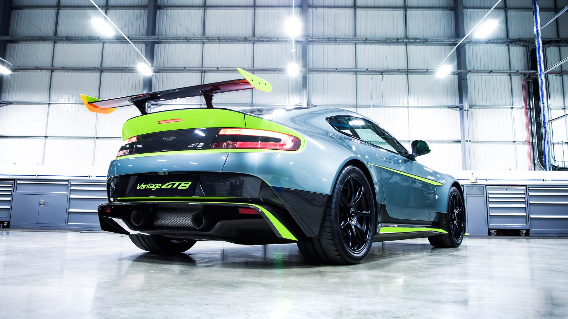 Aston Martin Gt8 Vantage