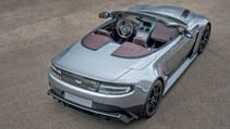 vantage_gt12_roadster_04.jpg