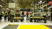 jeep-wrangler-75th-salute-concept_100558521_m.jpg