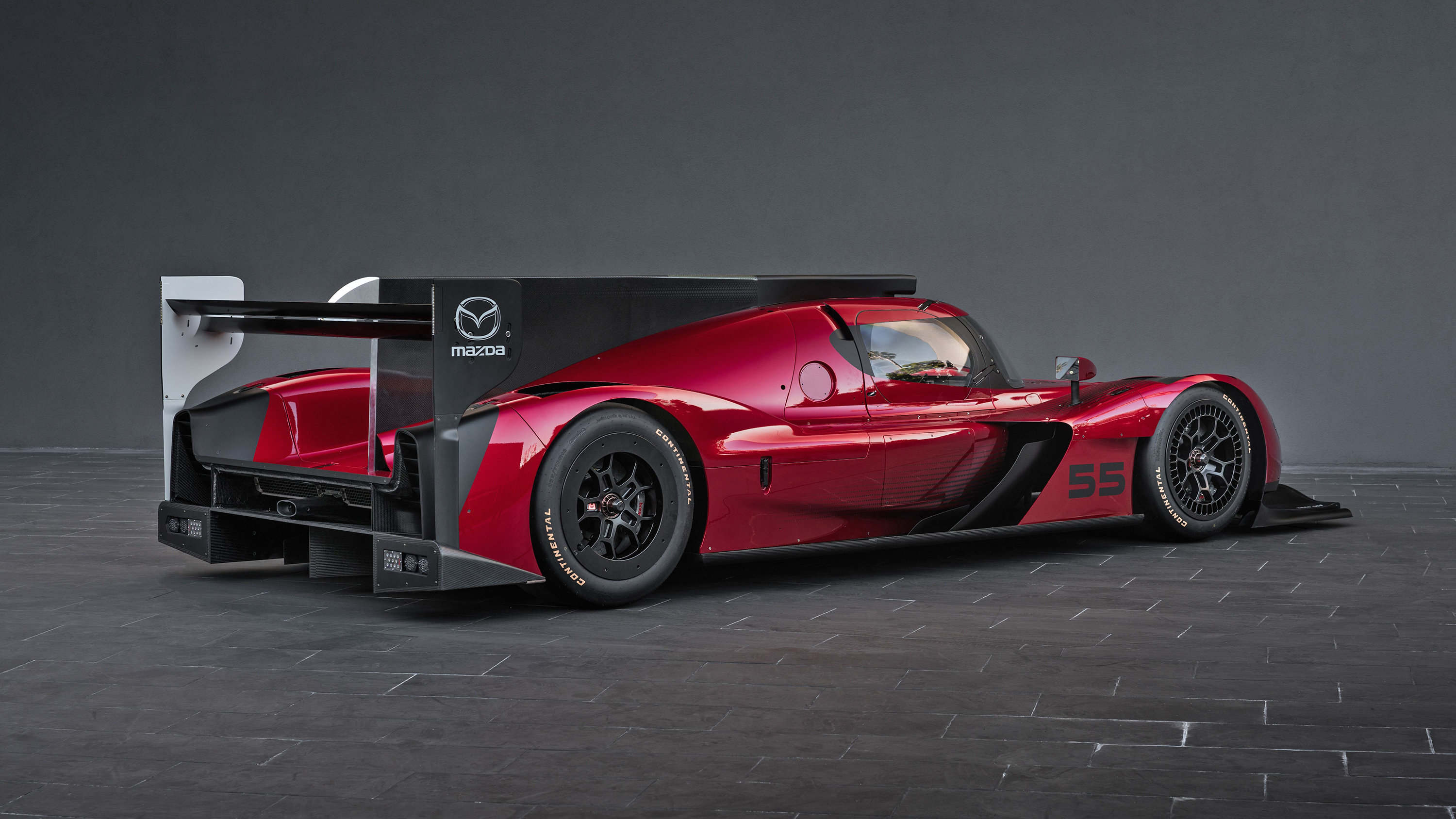 2017_rt24p_rear_quarter_001_tn.jpg