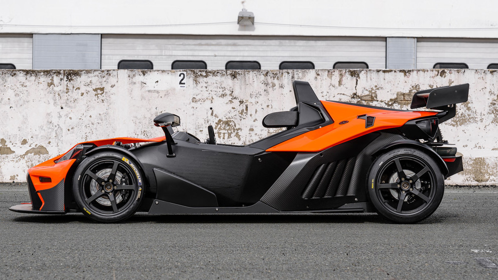 160484_ktm_x-bow_rr_facelift_racetrack.jpg