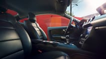 new-ford-mustang-interior-3.jpg