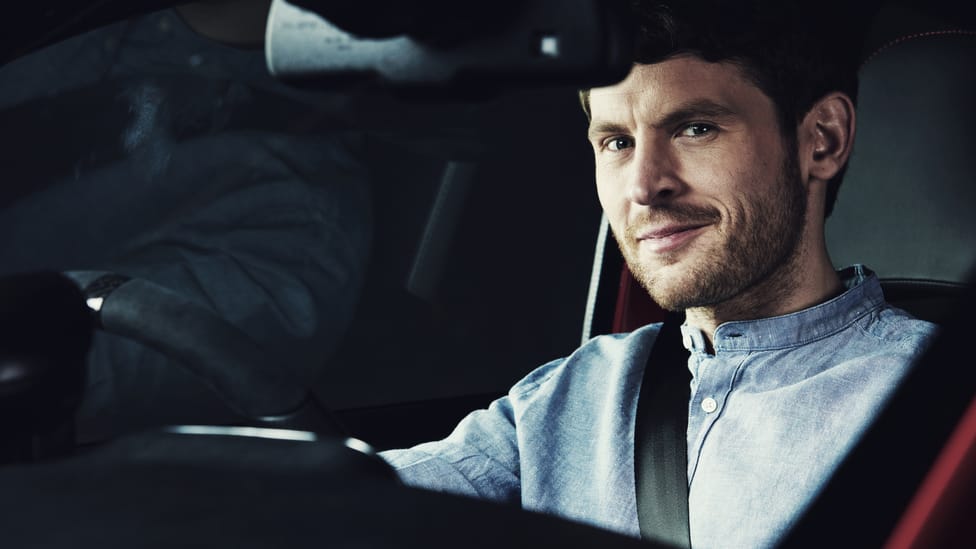 Introducing your new Extra Gear presenter Lewis Top Gear