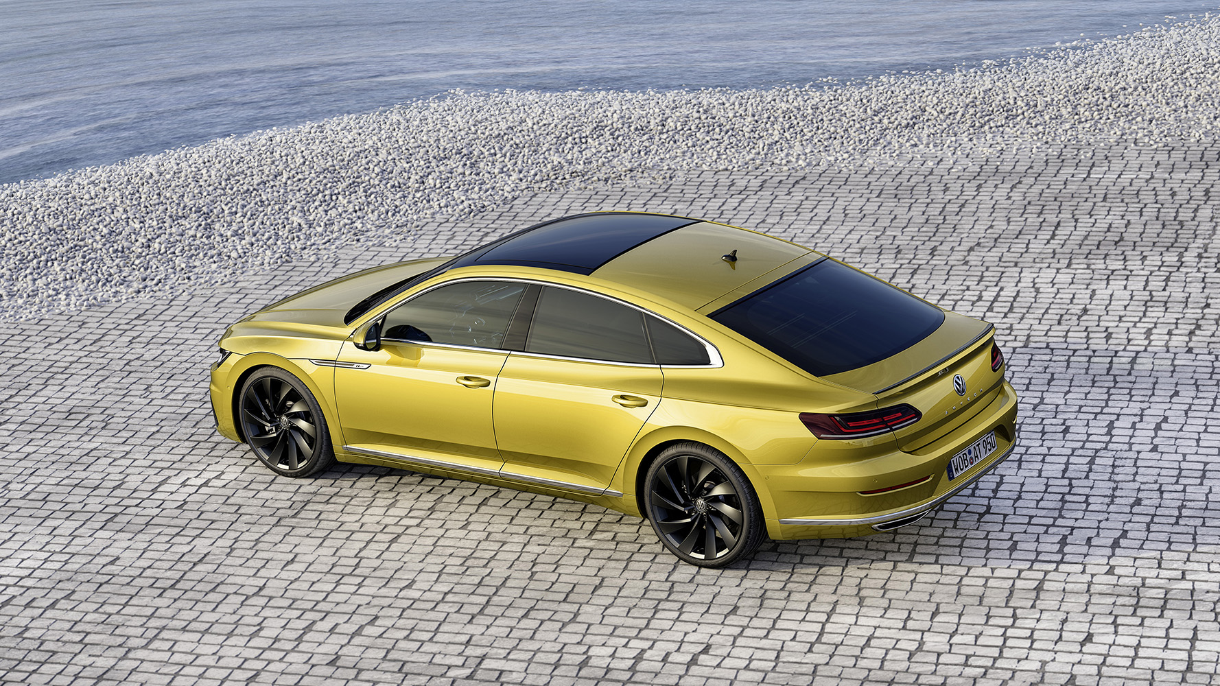 volkswagen_arteon_r-line_2.jpg
