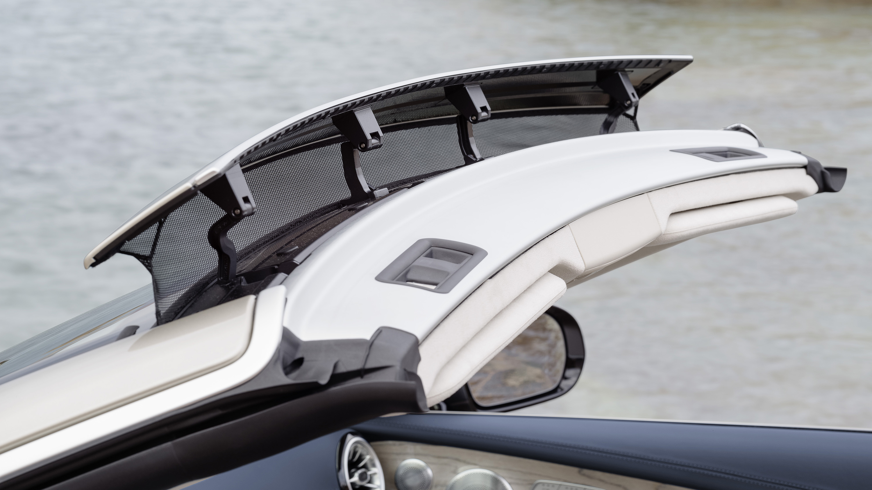 Mercedes e class online cabriolet wind deflector