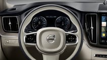 xc60_light_interior_inscription_2.jpg