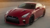 2017_nissan_gt_r_track_edition_05.jpg
