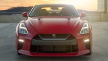 2017_nissan_gt_r_track_edition_06.jpg