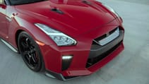 2017_nissan_gt_r_track_edition_14.jpg