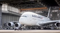 Porsche Cayenne towing Airbus A380 front