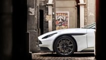 v8-powered_db11_17.jpg