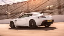 vantage_amr_accessories_02.jpg