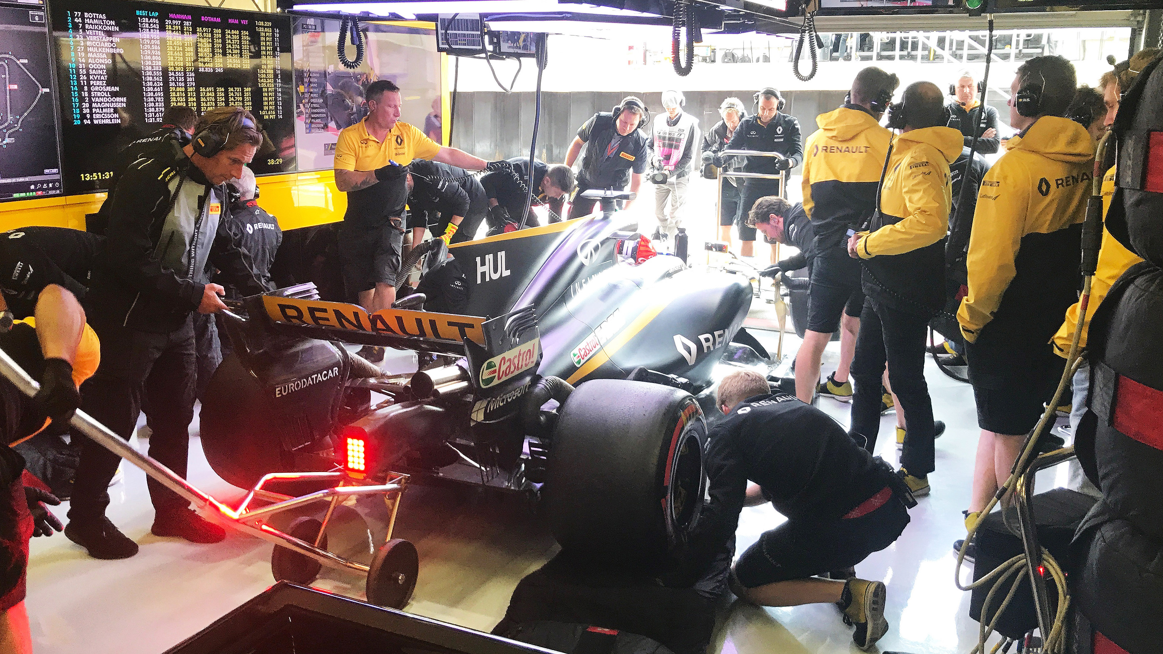 renault_garage_ii.jpg