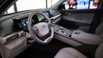 170817_hyundai_motors_next-gen_fuel_cell_suv_3.jpg
