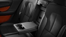 213050_new_volvo_xc40_interior.jpg