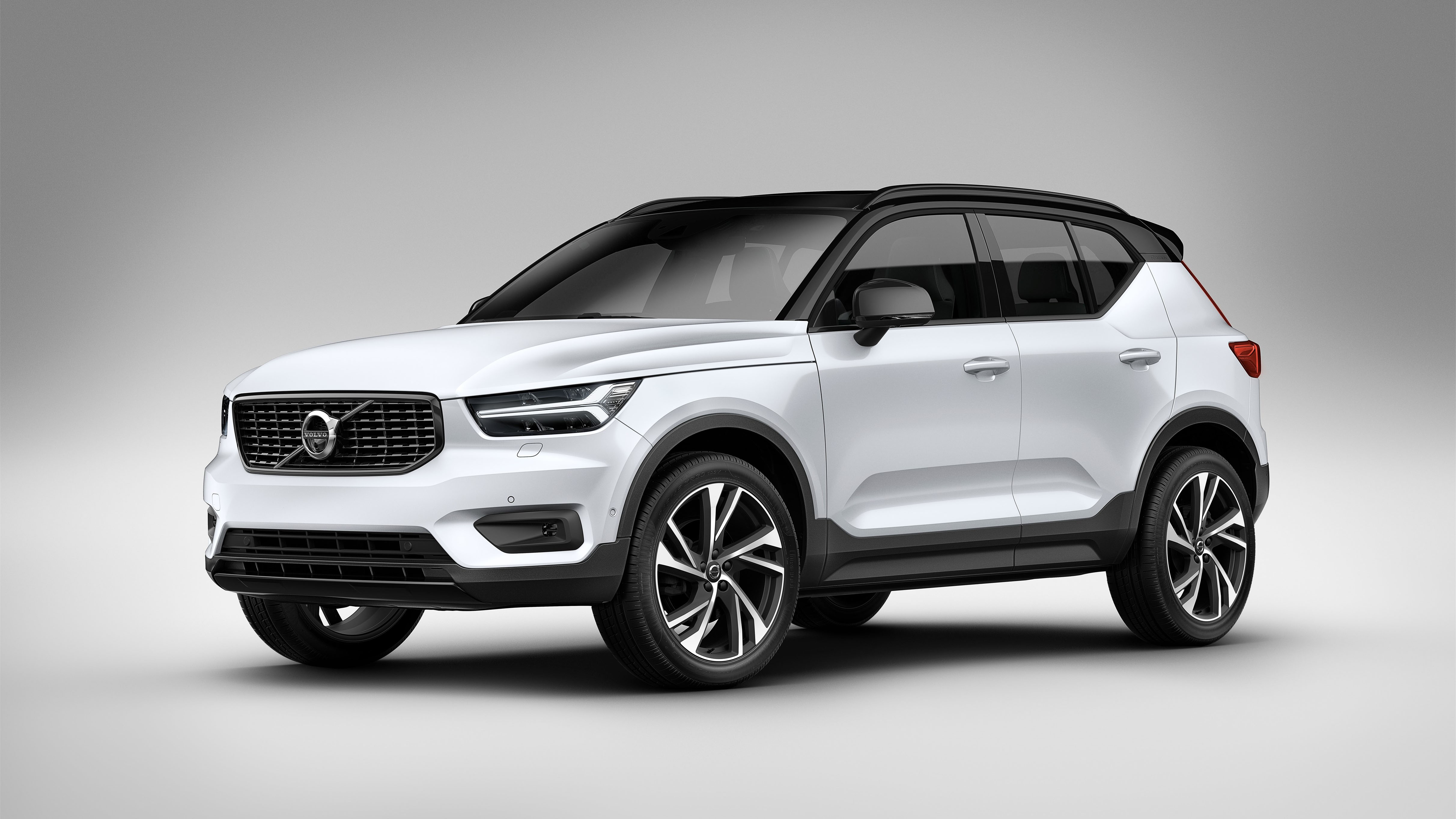 213066_new_volvo_xc40_exterior.jpg