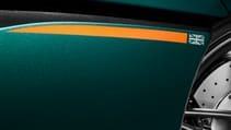 mso_mclaren_570gt_in_xp_green_3.jpg