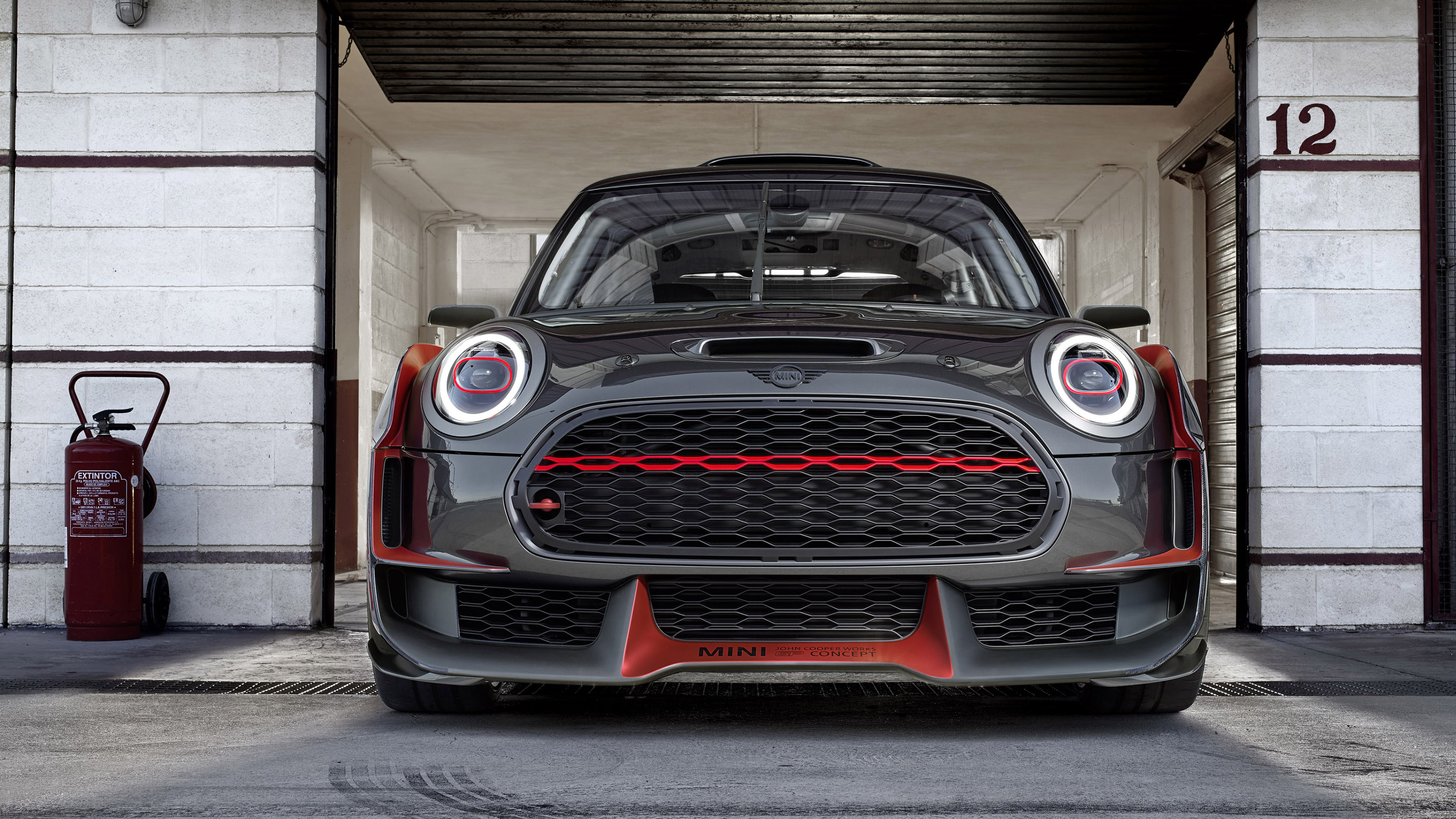 mini_john_cooper_works_gp_concept_03.jpg