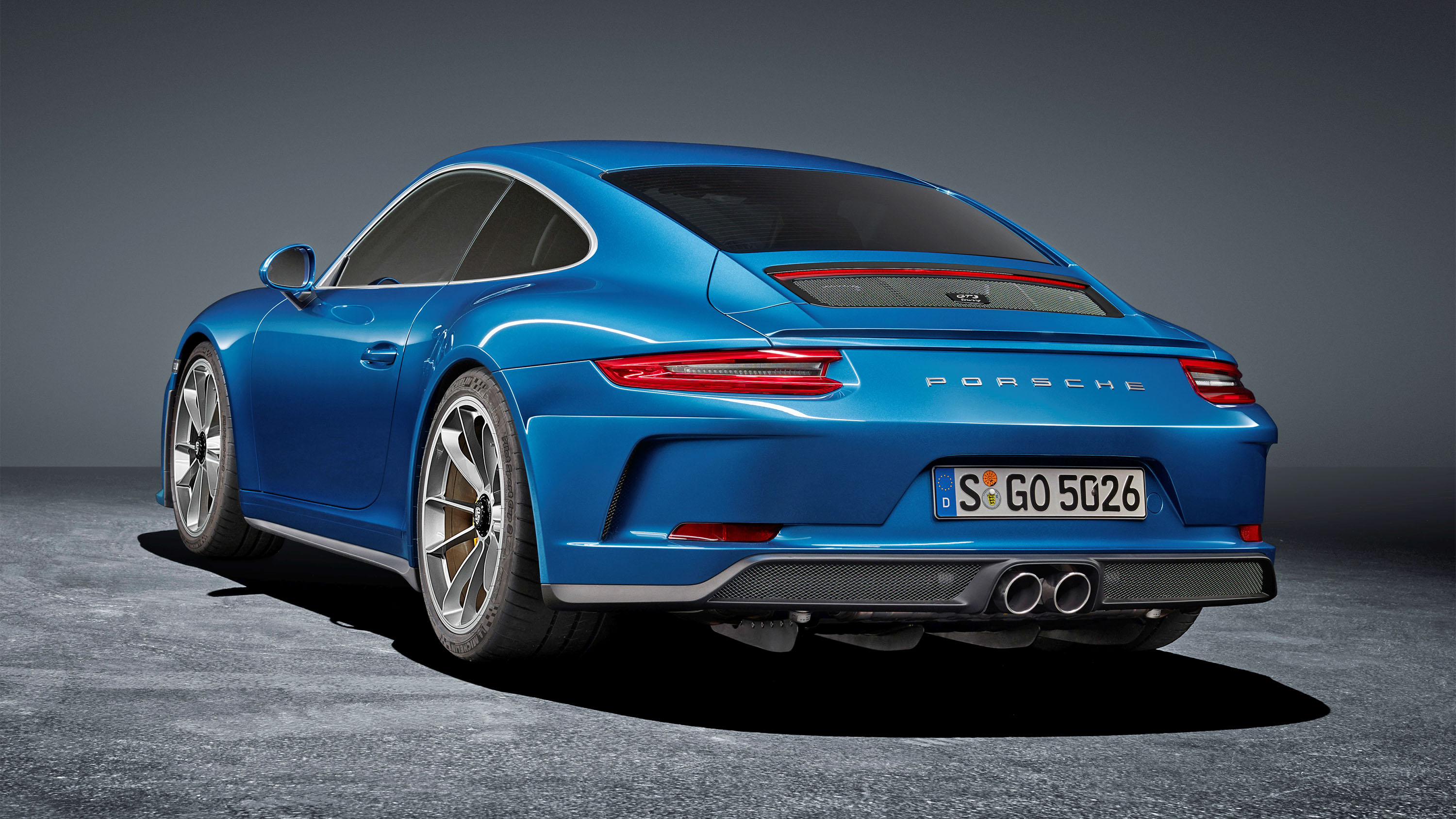 911_gt3_touring_rear_three_quarter_copy.jpg