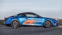 alpine_a110_cup_a_genuine_race_car_made_for_europes_greatest_racetracks_-_embargo_18h00_261017_uk_-_lead.jpg