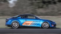 alpine_a110_cup_a_genuine_race_car_made_for_europes_greatest_racetracks_-_embargo_18h00_261017_uk_2.jpg