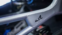alpine_a110_cup_a_genuine_race_car_made_for_europes_greatest_racetracks_-_embargo_18h00_261017_uk_7.jpg