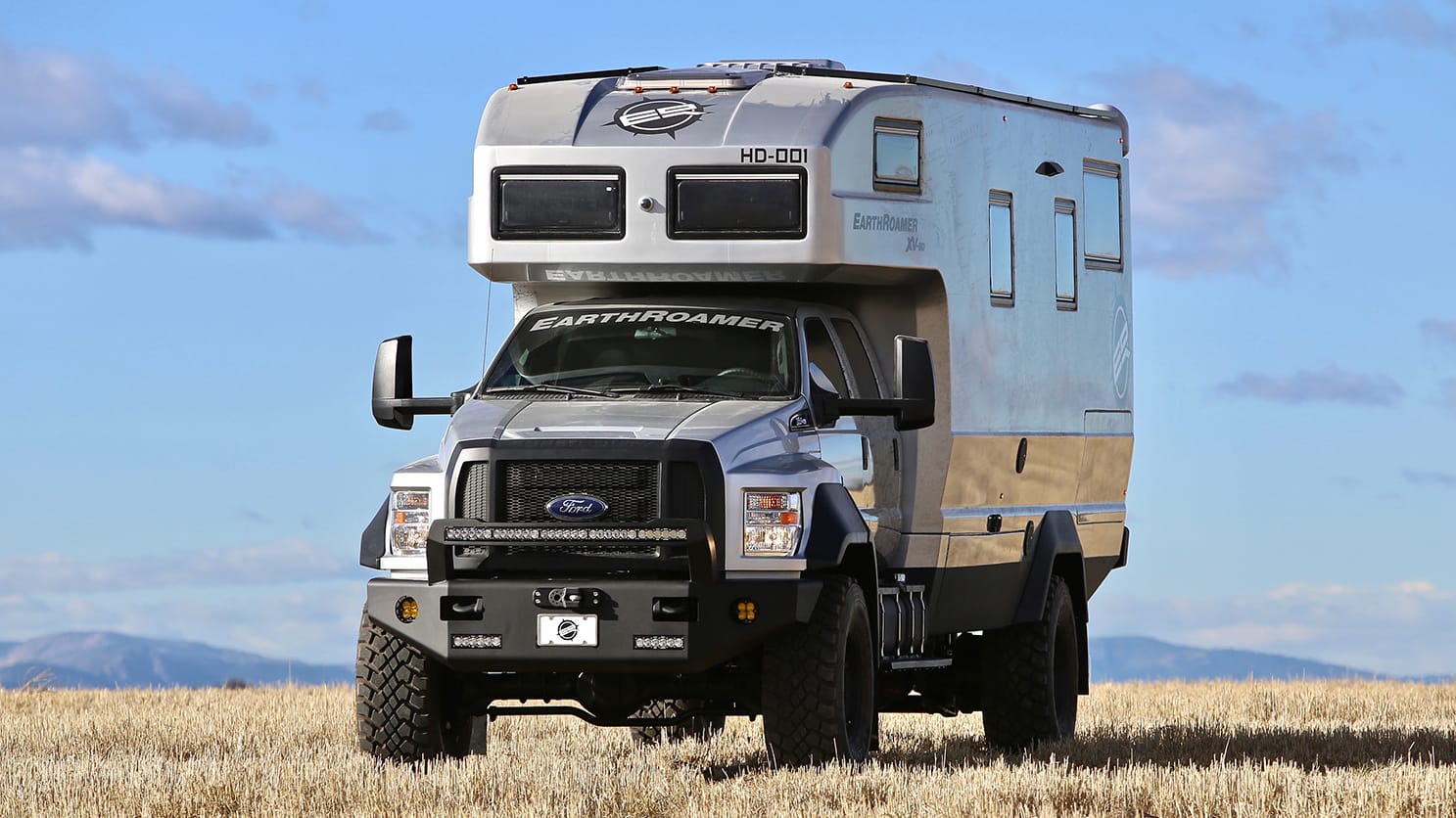 The Earthroamer XV-HD is a $1.5m super campervan | Top Gear