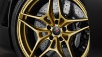 1477751_720s_dubai-on_grey_gold-5.jpg