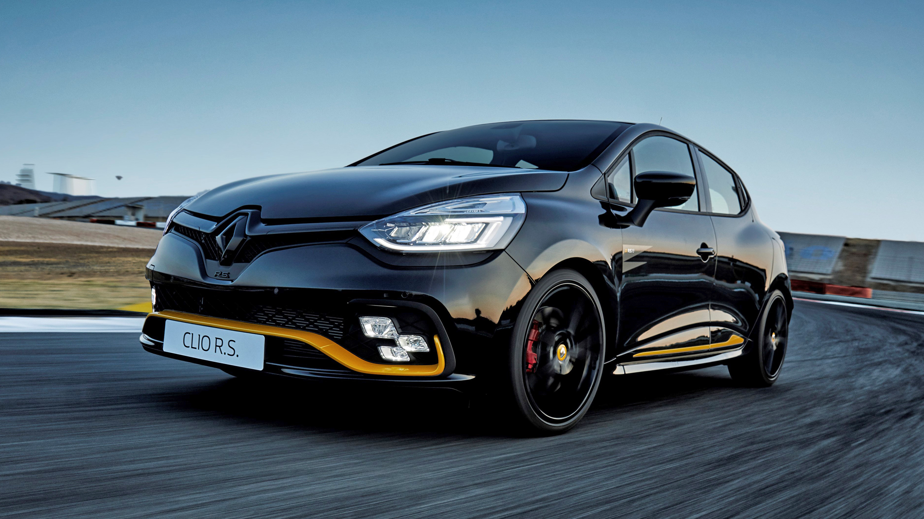 Renault S Made A Clio Rs18 Special Edition Top Gear
