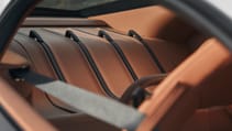 mclaren_570gt_by_mclaren_designer_interior_tan_2.jpg