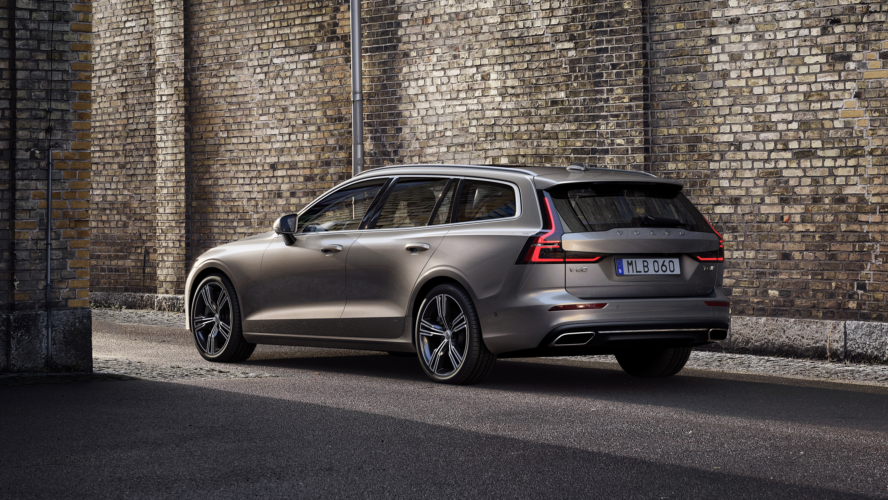 The new Volvo V60 is here Top Gear