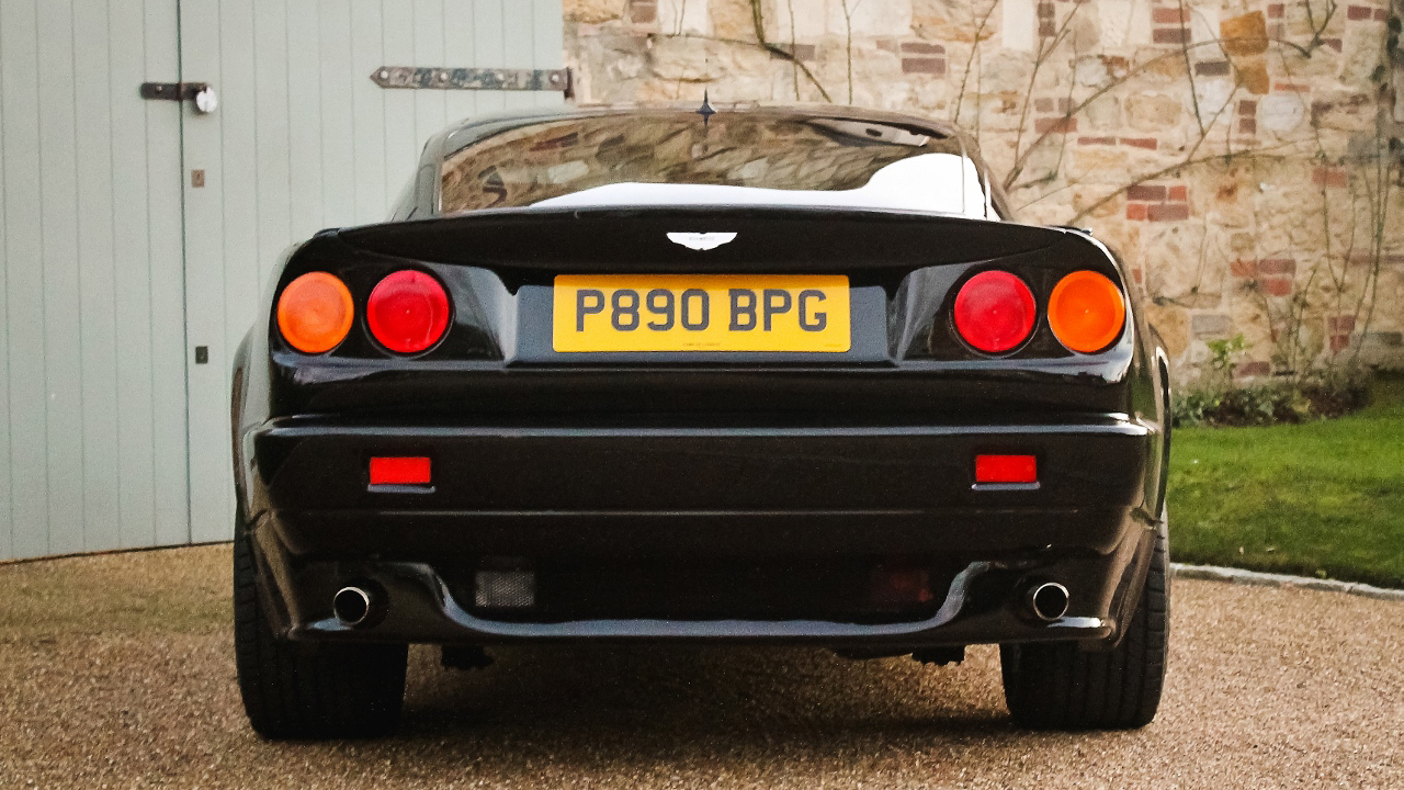 1997_aston_martin_v8_vantage_v550-manual_rear.jpg