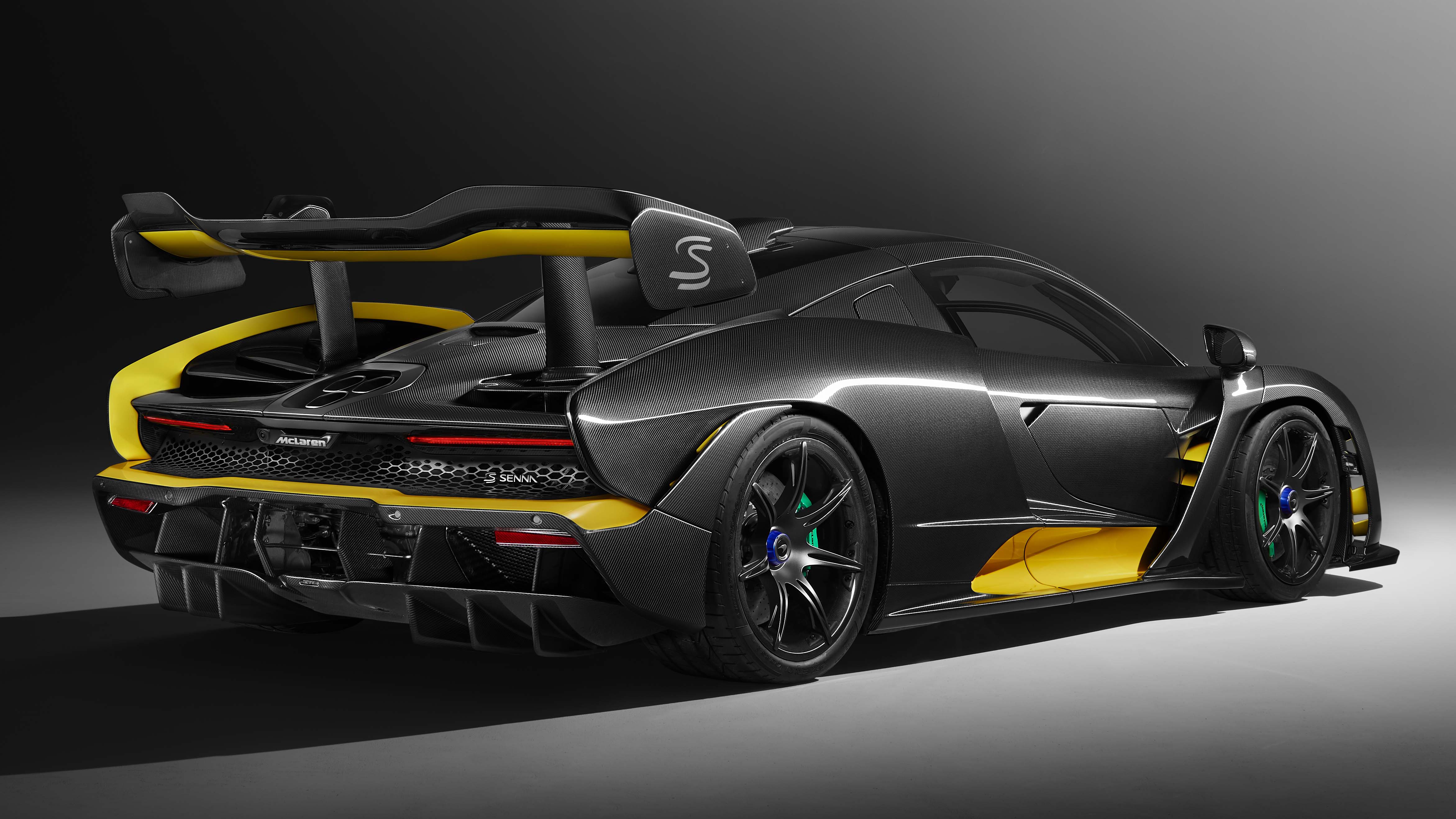 mclaren_senna_carbon_theme_by_mso_02.jpg