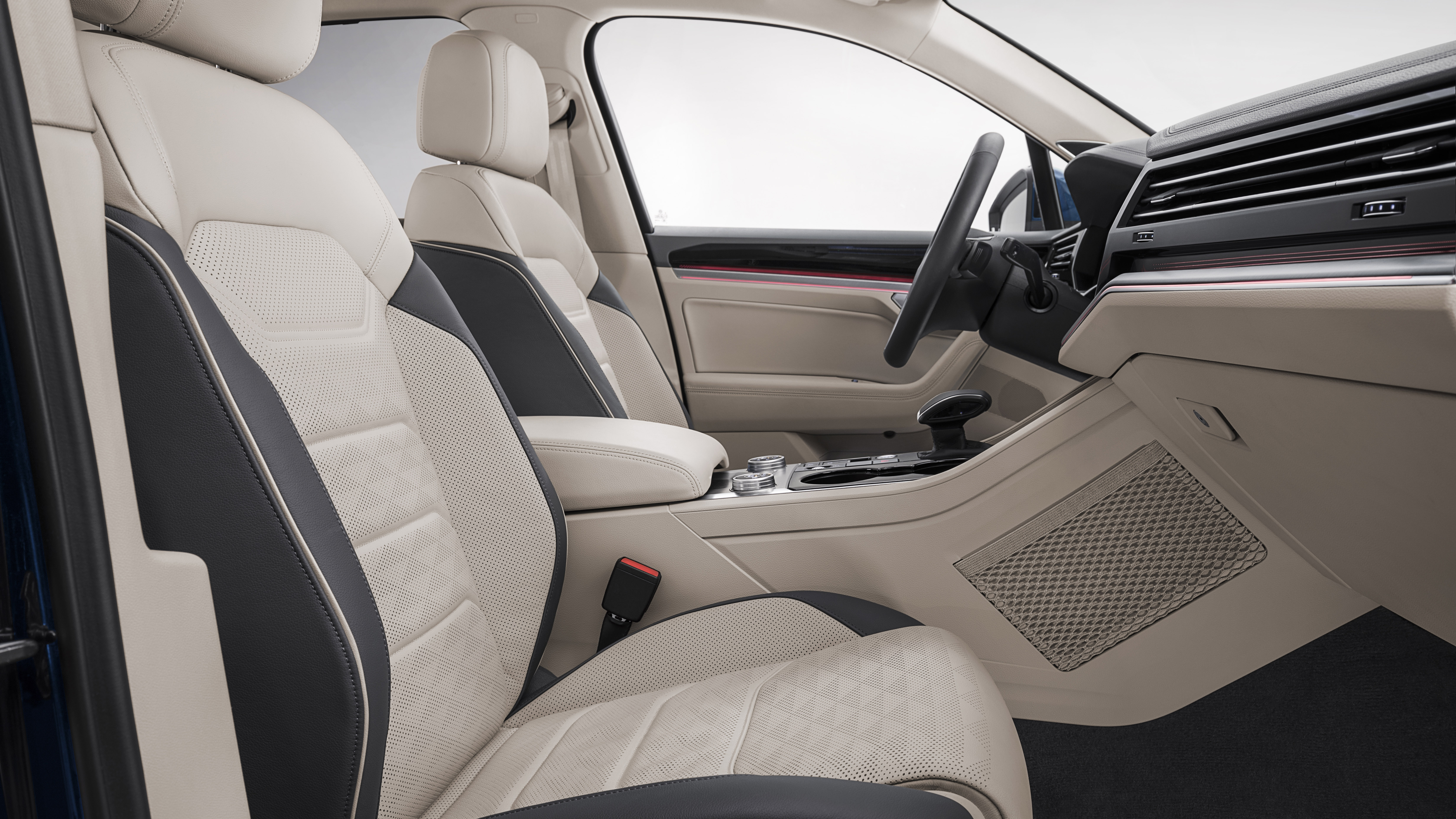new touareg blue interior 5