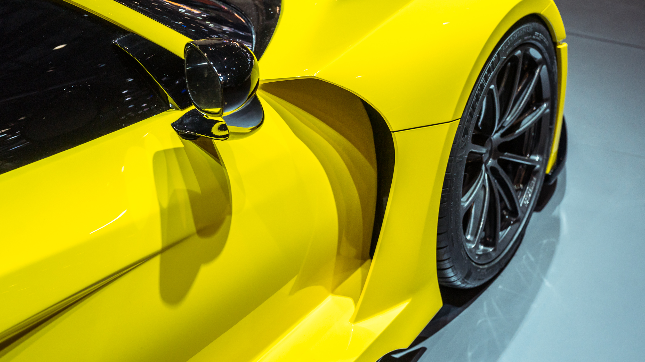 Hennessey Venom F5 Engine Specs - 1600-HP Hennessey Twin-Turbo V8