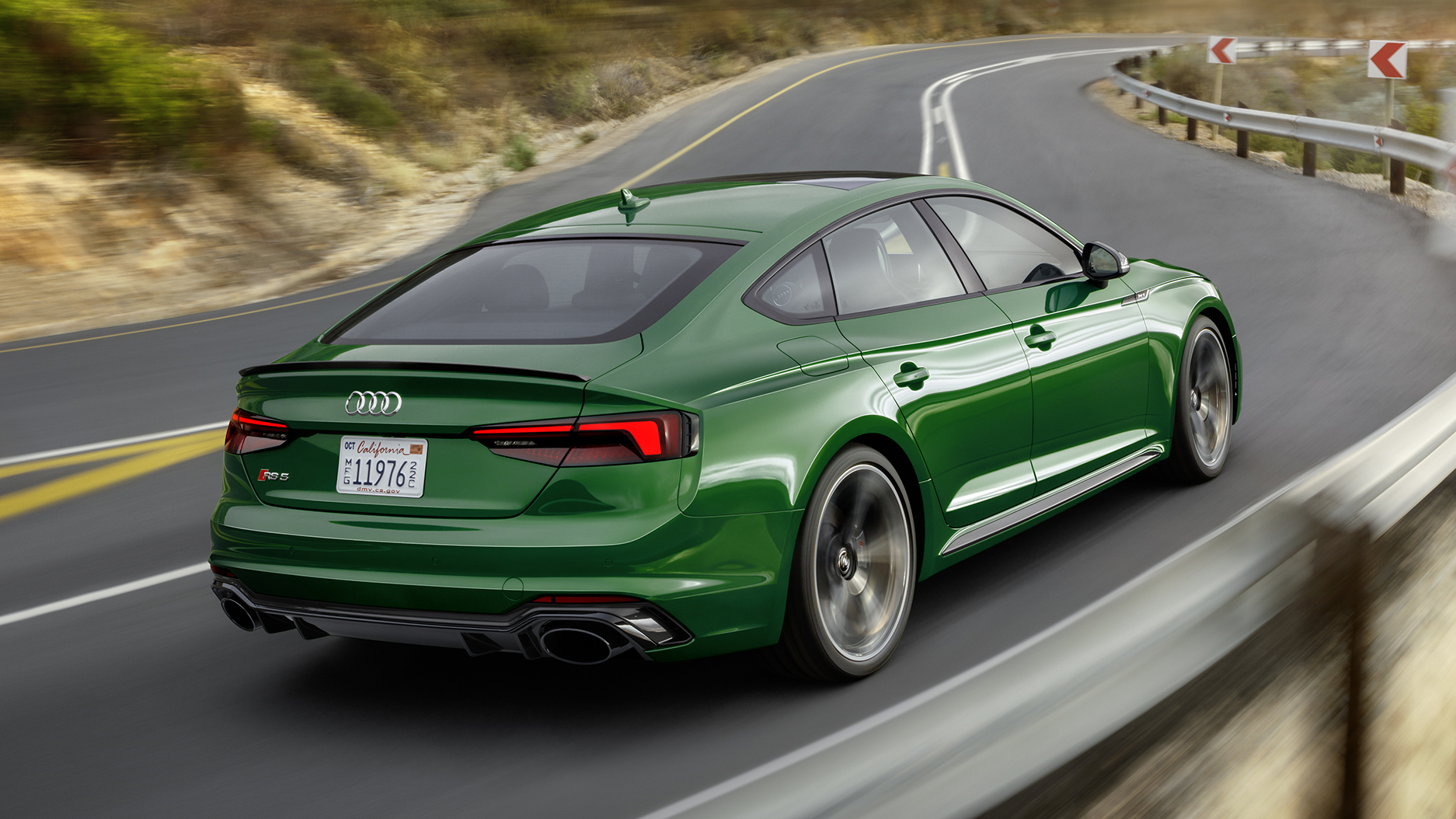 rs5_sportback_drv_03.jpg