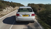 bentley_bentayga_hybrid_-_04.jpg